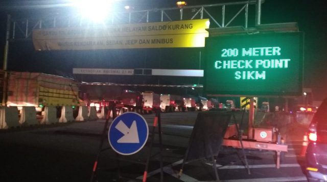 Kemacetan Panjang terjadi imbas pemeriksaan SIKM di tol Jakarta Merak