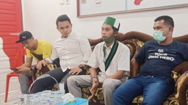 Foto Audiensi Aliansi Mahasiswa dan Pemuda Labusel dengan Kapolsekta Kotapinang