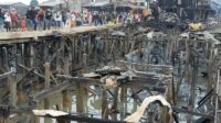 Penampakan puing-puing rumah warga yang terbakar (Foto: ANTARA)