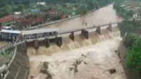 Bendungan Katulampa siaga 3, warga Jakarta diharap waspada banjir kiriman (Sumber : pojoksatu.id)