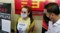 DJ cantik Palembang ditangkap karena sering promosi judi online.